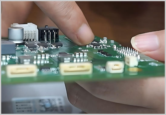 電路板抄板打樣流程及技術(shù)優(yōu)勢